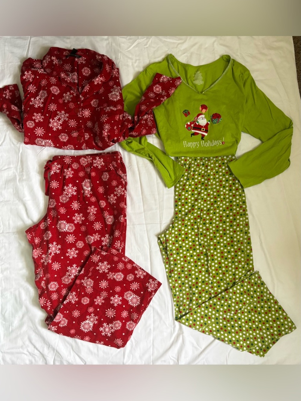 Women’s Holiday Pajama Bundle in Red/Green  Sz XL/XXL